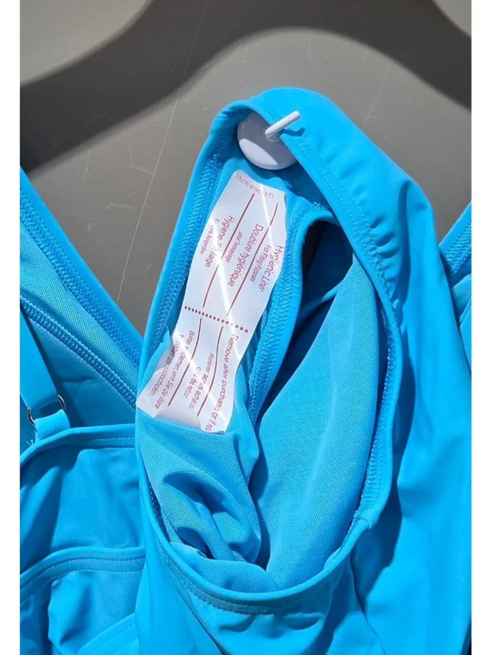 Lands' End Light Blue Full Seat Coverage & V-Neck 1 Pc Swimsuit -- Medium 10/12
